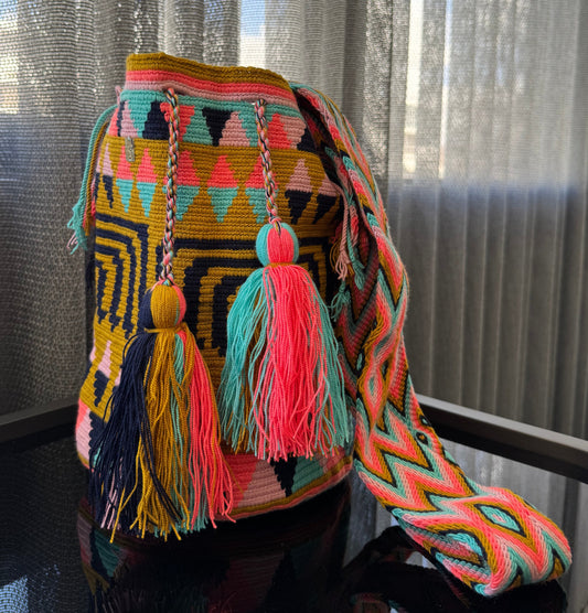 Wayuu Bag Gold Pattern