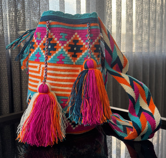 Wayuu Bag Orange and White Pattern