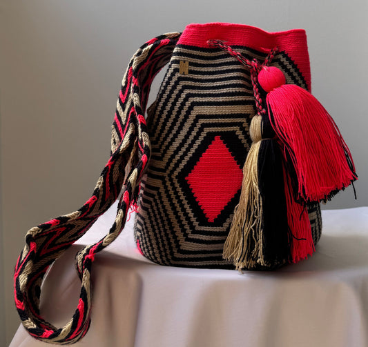 Wayuu Bag Hot Pink Pattern