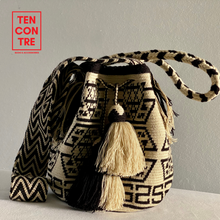 Load image into Gallery viewer, Double Strap Wayuu Bag