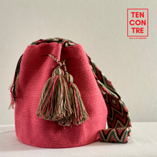 Cargar imagen en el visor de la galería, Large Wayuu Bag